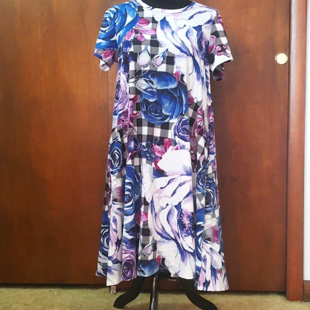 Lularoe Carly